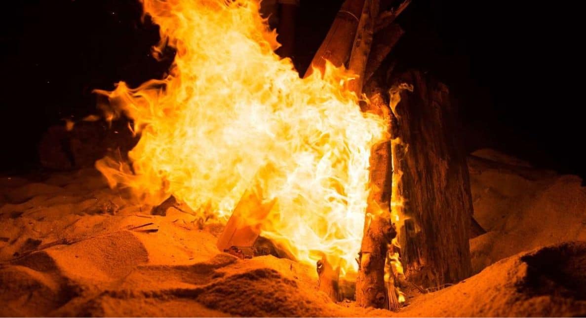 feu de la saint jean image