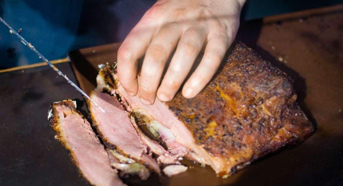 image sanglier à la broche